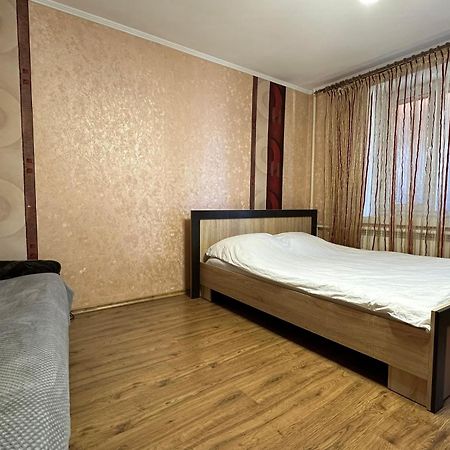 Апартаменти Кравчука, 34А, Порт Сіті Luck Kültér fotó